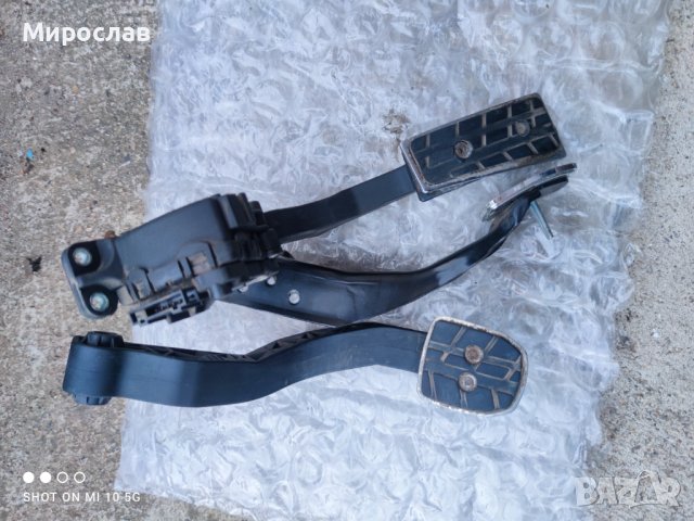 Педали от Сеат Ибиза 6л , снимка 2 - Части - 36733261