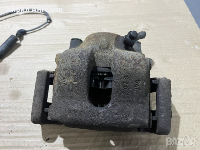Предни спирачни апарати за BMW E46 (2.0 до 2.8), снимка 2 - Части - 50280933