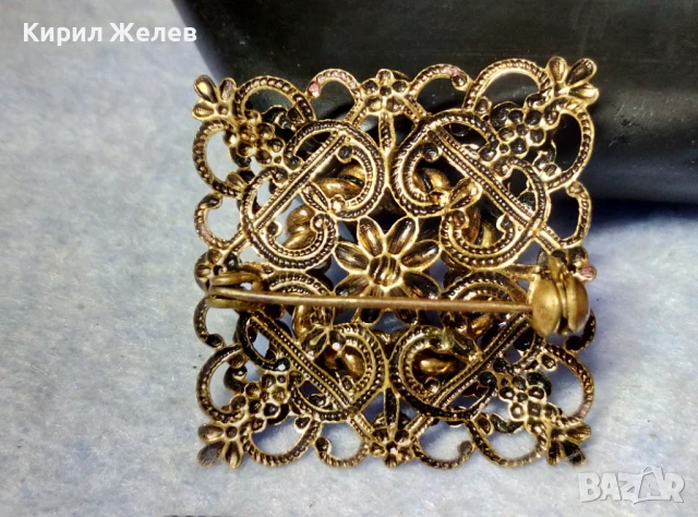 СТАРИННА РАЗКОШНА ПОЗЛАТЕНА МЕДНА БРОШКА ФИНА РЪЧНА МАЙСТОРСКА АЖУРНА ИЗРАБОТКА 20442, снимка 4 - Антикварни и старинни предмети - 51255531