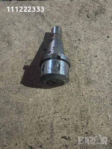 Продавам металорежещи инструменти, въртящи центри и зъбни колела за стругове и фрези, снимка 13 - Стругове - 50990834