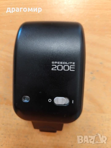 Canon 200E SPEEDLITE , снимка 2 - Светкавици, студийно осветление - 50860806