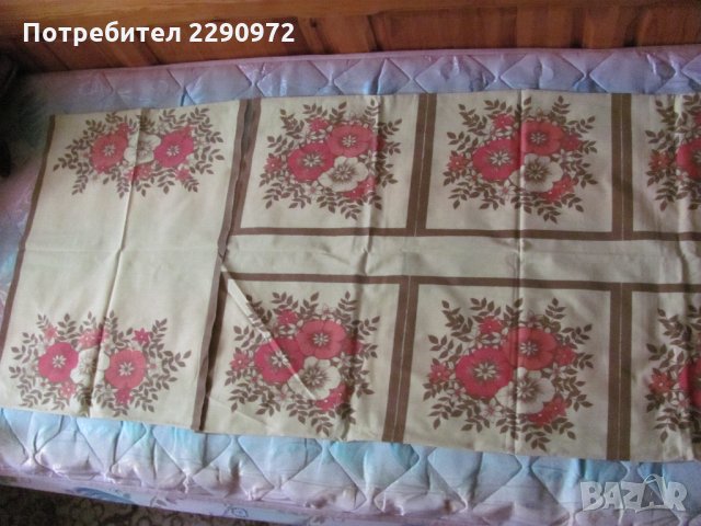 Покривчица и 6 салфетки за сервиране