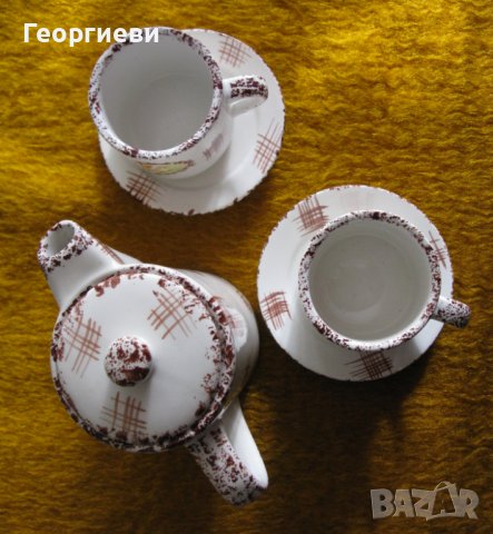 Каничка с капаче и 2 чашки с чинийки за кафе, снимка 2 - Сервизи - 37110836
