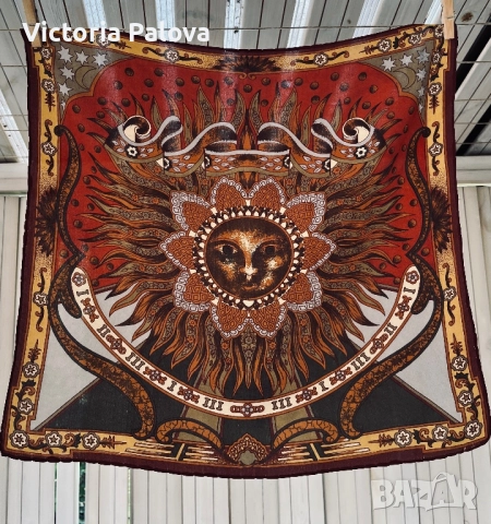 Шал с мистичен принт - слънце и символика на времето, снимка 2 - Шалове - 51762645