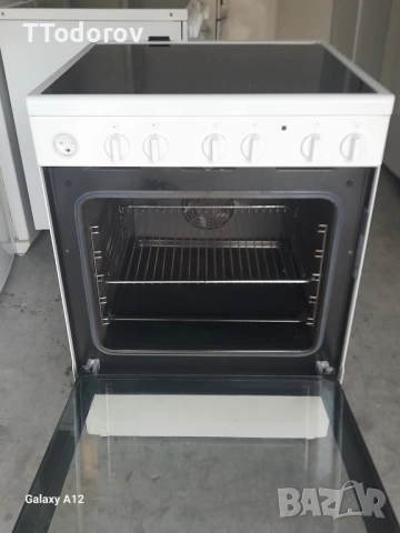 Готварска печка с керамичен плот Voss Electrolux, VKK60309 HV , снимка 2 - Печки, фурни - 52470576