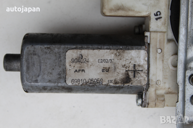 Преден десен електрически стъклоповдигач Тойота авенсис т25 Toyota avensis t25, снимка 2 - Части - 44552452