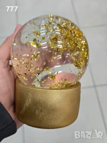 Преспапие кълбо