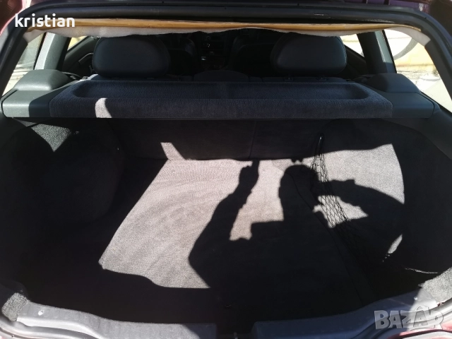 волво в40 комби , снимка 8 - Автомобили и джипове - 51770552