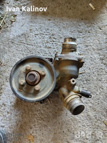 Водна помпа бмв 4.4