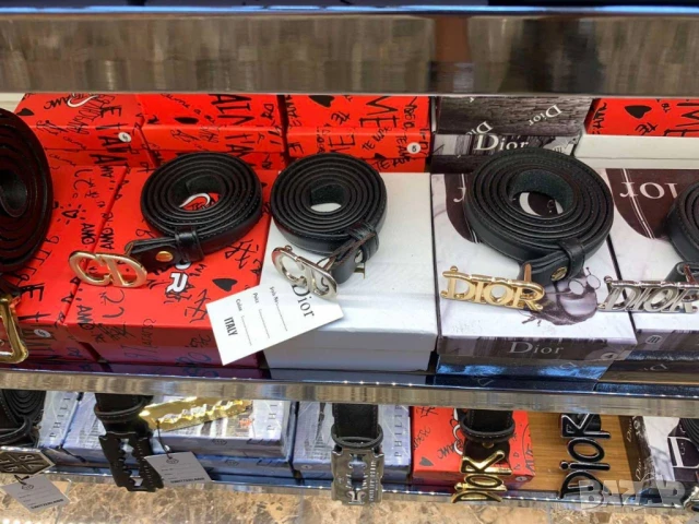 колани от естествена кожа в кутия tommy hilfiger hugo boss emporio armani , снимка 7 - Колани - 50999443