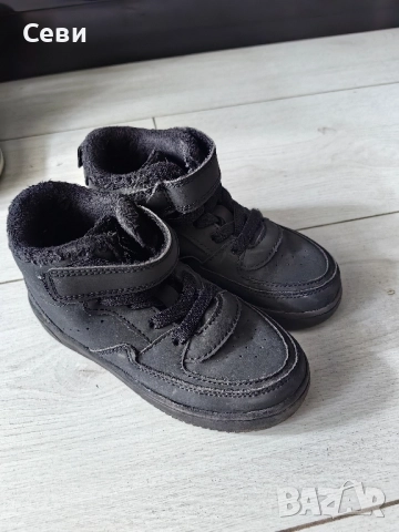 ботуши и маратонки , снимка 6 - Детски боти и ботуши - 51498489