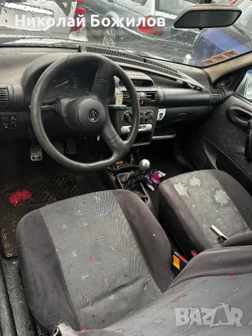 Продавам Opel Corsa 1.0-54 кс 3 цилиндъра 99г НА ЧАСТИ, снимка 5 - Автомобили и джипове - 49731537