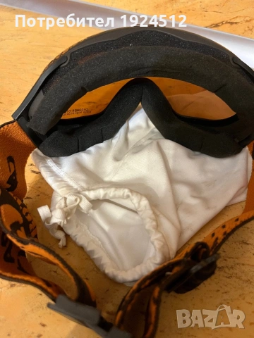 Ски очила Carerra, снимка 2 - Зимни спортове - 53143755