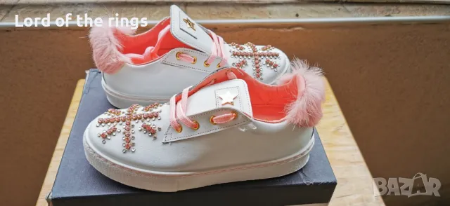 Оригинални дамски сникърси JF LONDON - 36 номер