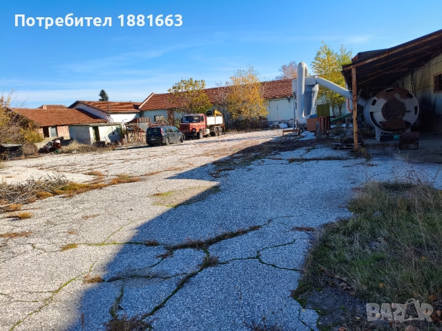 Отдава се под наем УПИ в гр. Септември с площ 5800 кв.м. и сгради с площ 2000 кв.м., снимка 15 - Производствени сгради - 52585914