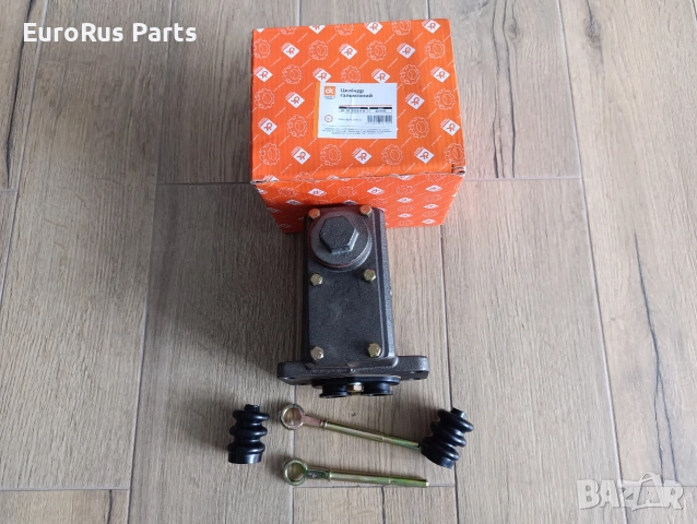 Спирачна помпа ГАЗ 21 ГАЗ 66 комбинирана двойна, снимка 2 - Части - 51607516