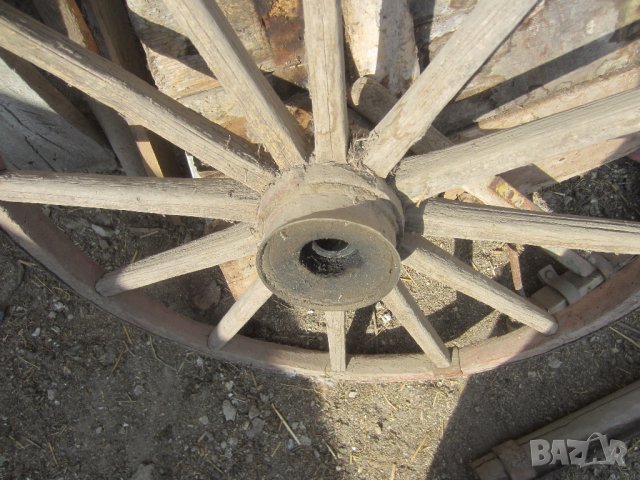 ---Колело от каруца 76 см  и др. колелета, със синджир за полилей, снимка 3 - Други - 30191940