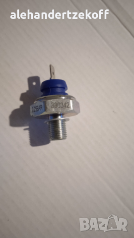 Датчик за налягане на маслото ERA 330342, снимка 3 - Аксесоари и консумативи - 36408708
