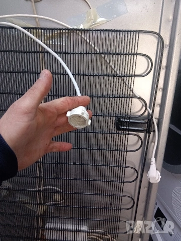 Огромен иноксов хладилник който прави газирана вода Аег Aeg с две години гаранция!, снимка 8 - Хладилници - 53895358