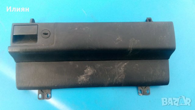 Вратичка жабка Мерцедес 124, снимка 1