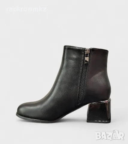 Елегантни дамски боти на квадратен ток модел: W588001 black, снимка 2 - Дамски боти - 48310179