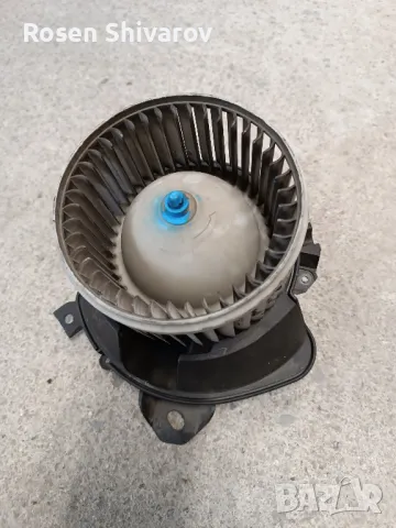 Мотор вентилация Fiat Doblo Qubo Peugeot Bipper