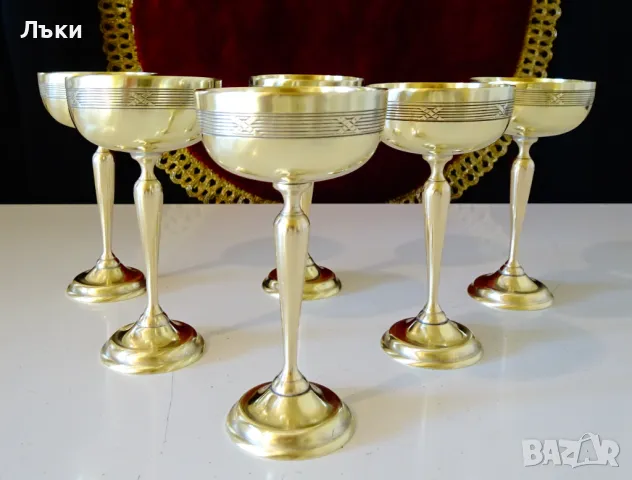 Високи бронзови чаши за ракия,релеф. , снимка 2 - Антикварни и старинни предмети - 48295032