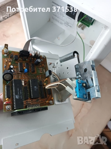 Автомат за зареждане на чип карти и жетони, снимка 13 - Друго търговско оборудване - 52342675