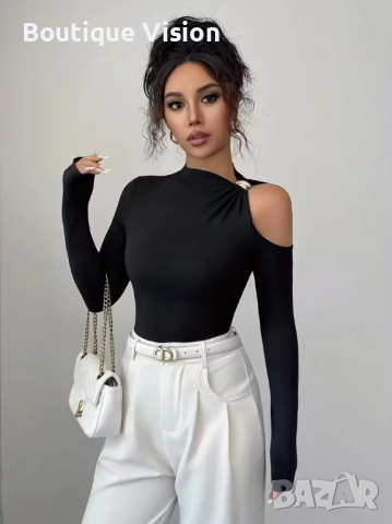 Ново! Стилна дамска блуза със златен елемент, снимка 2 - Корсети, бюстиета, топове - 50996493