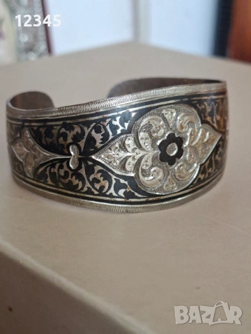 Руска старинна сребърна гривна с ниело, снимка 5 - Гривни - 54074357