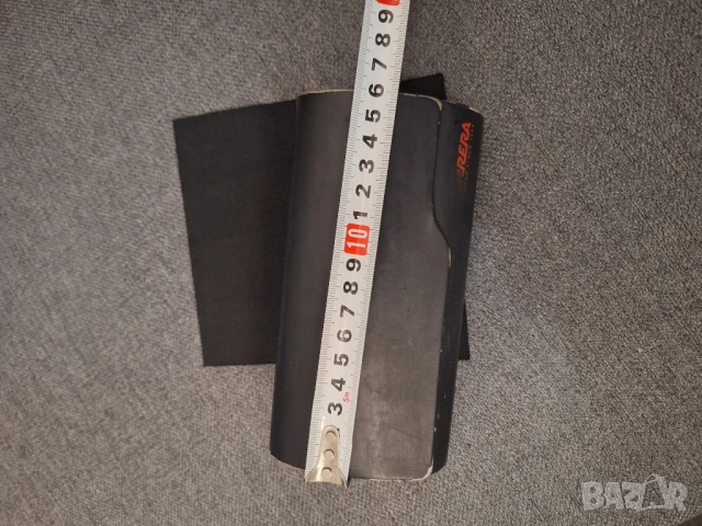 Твърд калъф за слънчеви очила Carrera , снимка 6 - Слънчеви и диоптрични очила - 51426129