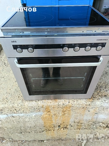 Фурна с керамични котлони Aeg competens , снимка 2 - Печки, фурни - 54003975