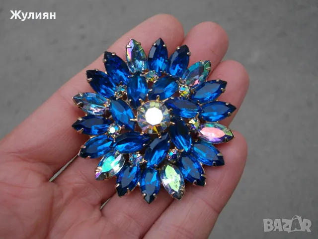 ГОЛЯМА СТАРА БРОШКА 