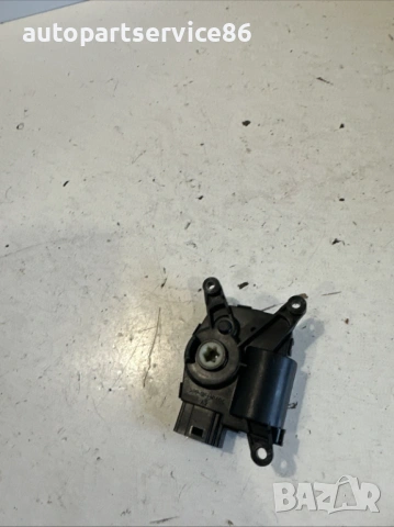 Мотор за клапа на парното за Fiat 500L, 2013 г., оригинален – № A21101900, снимка 2 - Части - 53148251