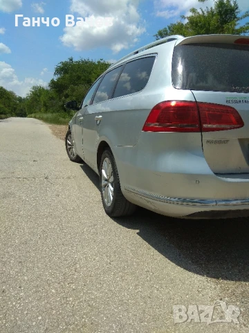 Фолксваген Пасат комби , снимка 3 - Автомобили и джипове - 39956176