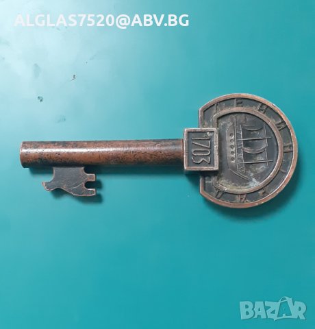 Руски ключ сувенир- тирбошон, снимка 4 - Антикварни и старинни предмети - 36588132