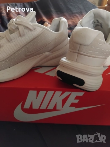 Дамски Nike нови - 38 1/2 , снимка 4 - Маратонки - 52322949