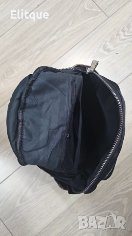 Раница от изкуствена кожа с удобни презрамки  , снимка 2 - Раници - 52905762