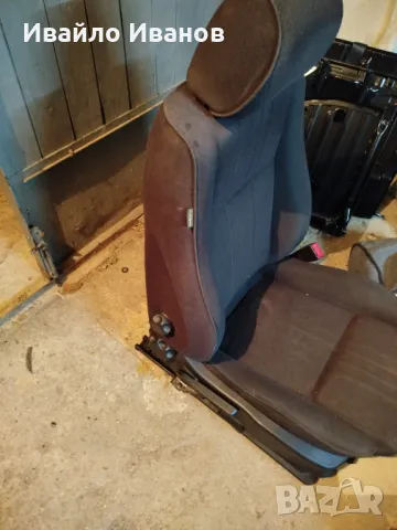 Предни седалки и кори за Alfa Romeo 159, снимка 2 - Части - 48290975