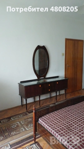 ретро спалня, гардероб, 2 нощни шкафчета,тоалетка,от 70-те години 