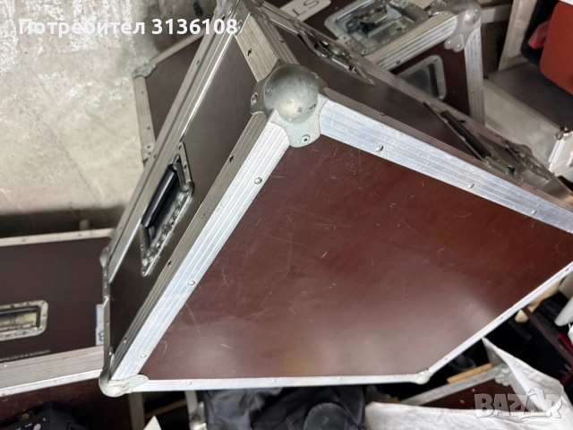 Продавам кейс case за миксер, снимка 4 - Ресийвъри, усилватели, смесителни пултове - 52500206