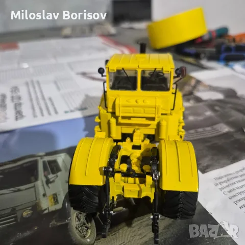 КИРОВЕЦ К-701 в мащаб 1:43, снимка 3 - Колекции - 56228947