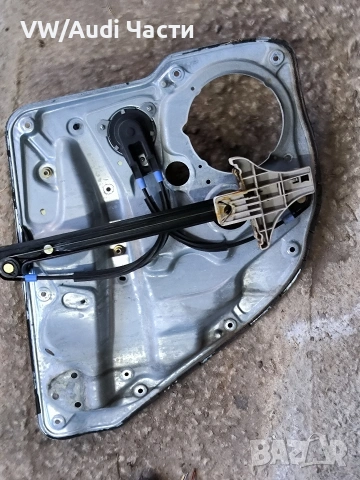 Заден десен стъклоповдигач механизъм врата за Голф 4 VW Golf 4 1J4839756, снимка 2 - Части - 53883330