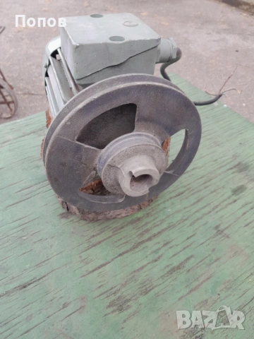 Електромотор 0,5 kW 1400 оборота, снимка 3 - Електродвигатели - 42659806