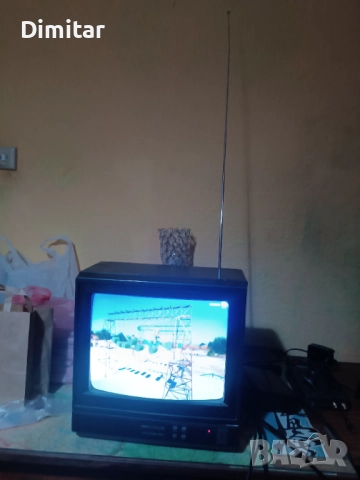 Телевизор Telefunken 30 инча, използван