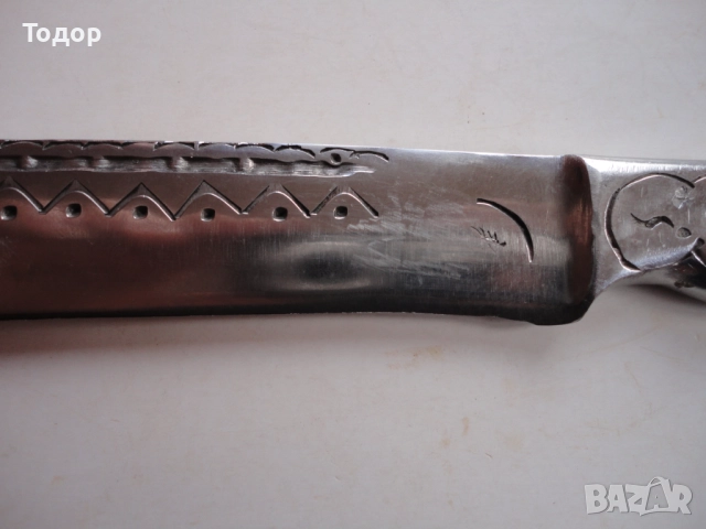 Страхотен ловен  нож гравюри 6, снимка 5 - Ножове - 52825081