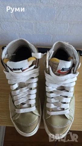 Nike- Кожени спортни обувки Blazer Mid'77 Jumbo, Бял, Жълт, Каки, 8.5, 42н., снимка 4 - Спортни обувки - 55889820