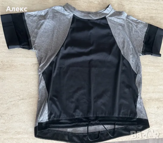 Nike тренировъчна тениска - размер S