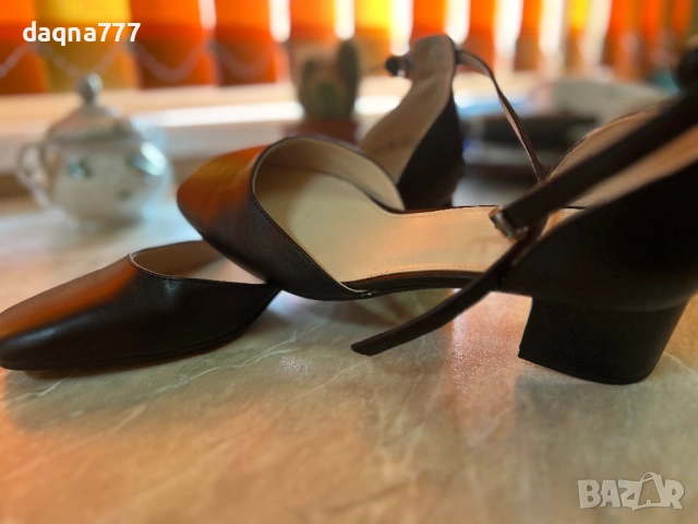 Дамски обувки 42 номер Германия, снимка 4 - Маратонки - 54351208