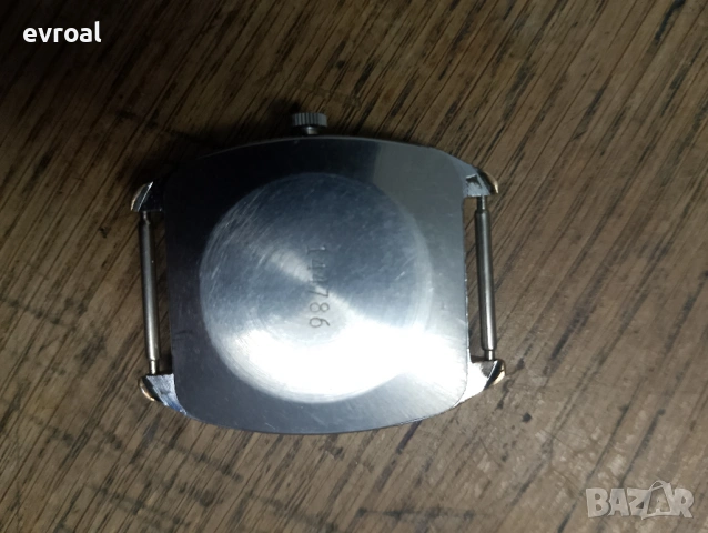 Колекционерски часовници, снимка 9 - Други ценни предмети - 54106920